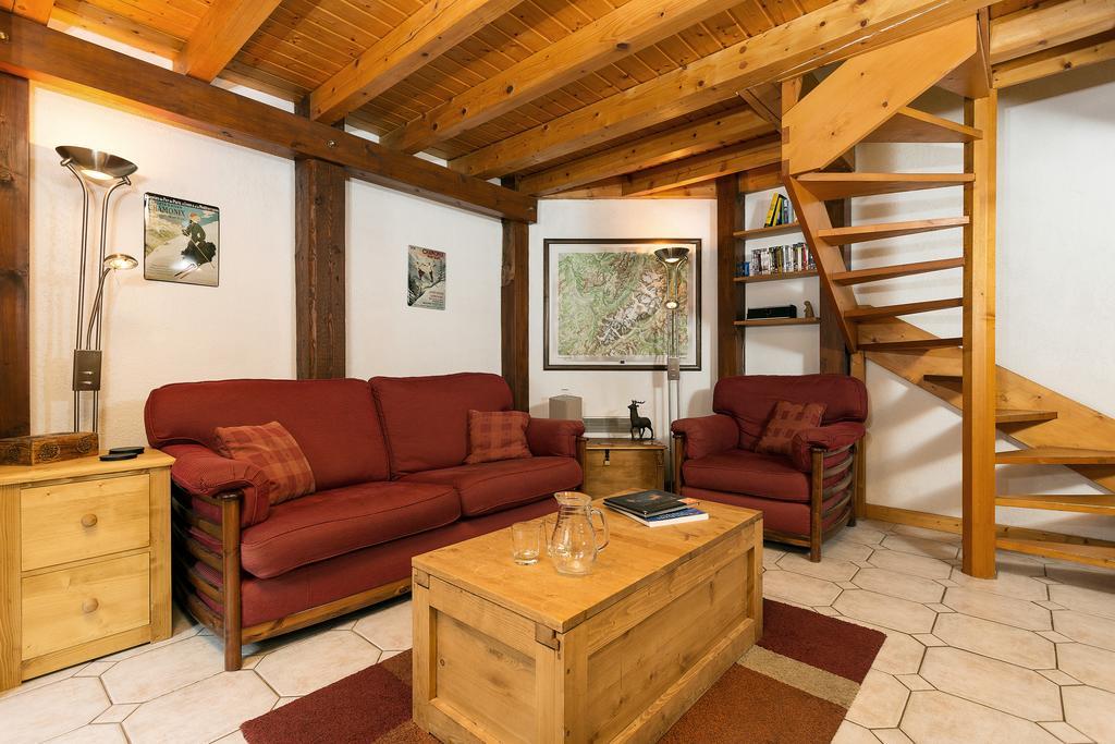 Apartment Vila 1 - Cosy Central Chamonix Loft Exterior photo