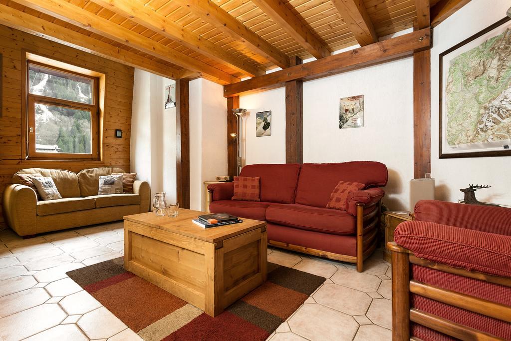 Apartment Vila 1 - Cosy Central Chamonix Loft Exterior photo
